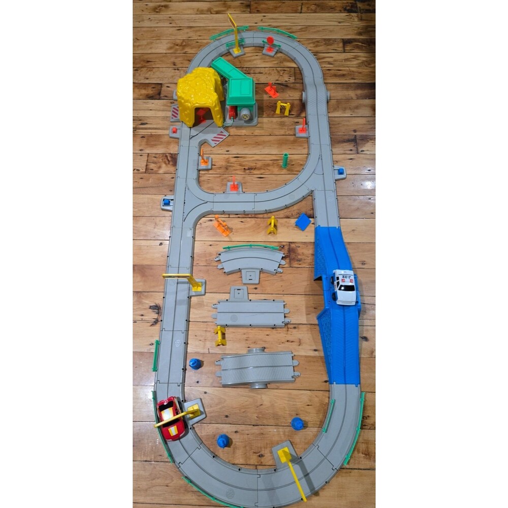 Vintage PLAYSKOOL Motoring A Preschooler’s 1st Race & Chase Set Works!